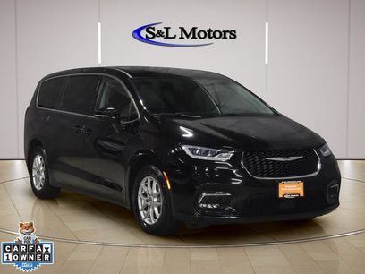 Certified 2024 Chrysler Pacifica Touring-L