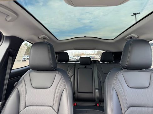 New 2025 Ford Mustang Mach-E Premium image 21