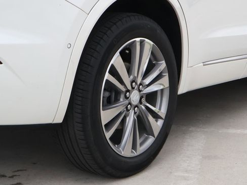 Used 2022 Cadillac XT6 Premium Luxury w/ Platinum Package image 12