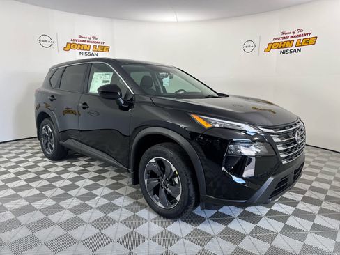 New 2026 Nissan Rogue SV image 8