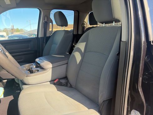 Used 2019 RAM 1500 Express w/ Express Value Package image 12