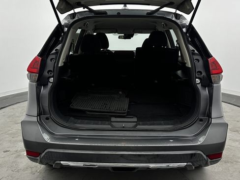 Used 2019 Nissan Rogue S image 27