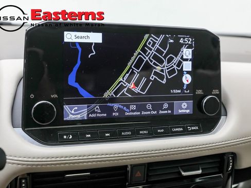 Used 2023 Nissan Rogue SL w/ SL Premium Package image 19