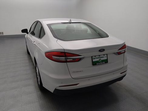 Used 2020 Ford Fusion SE FWD image 6