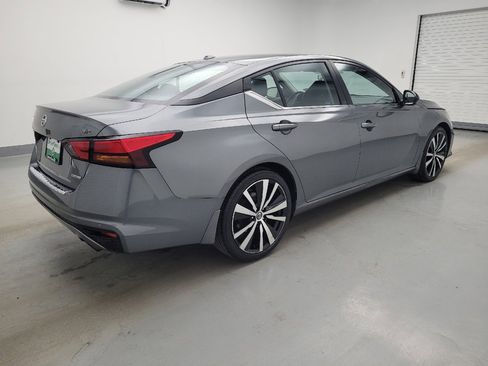 Used 2022 Nissan Altima 2.0 SR image 10