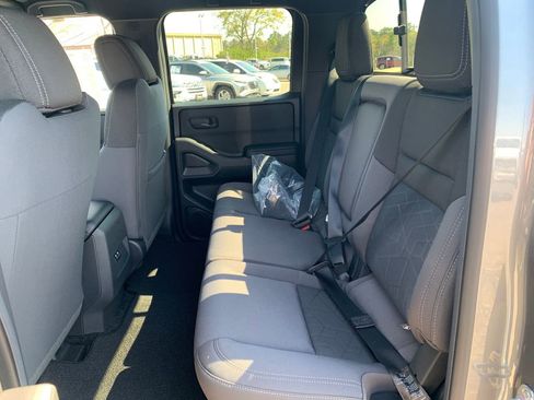 New 2026 Nissan Frontier SV AWD/4WD image 9