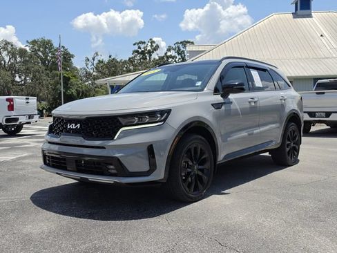Used 2022 Kia Sorento SX AWD/4WD image 9