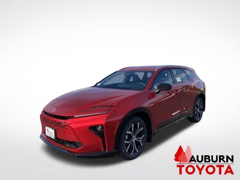 New 2026 Toyota Crown Signia AWD/4WD image 3