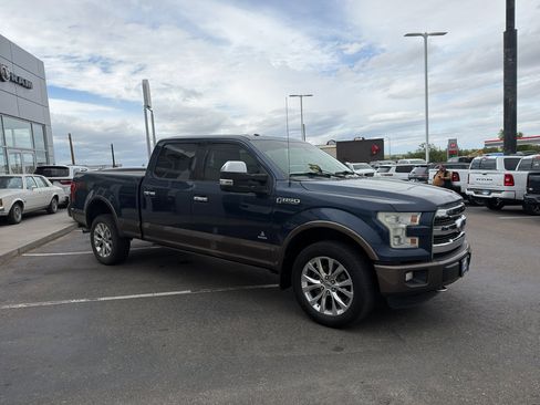 Used 2015 Ford F150 Lariat w/ Equipment Group 502A Luxury AWD/4WD image 7