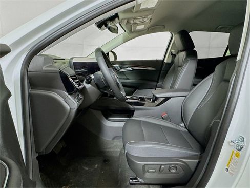 New 2025 Buick Envision Preferred image 12