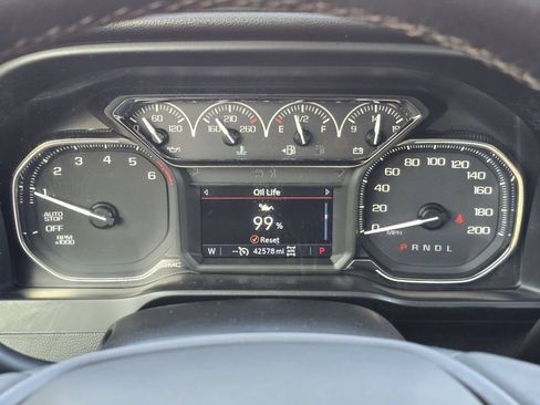 Used 2021 GMC Sierra 1500 AT4 w/ AT4 Preferred Package AWD/4WD image 15