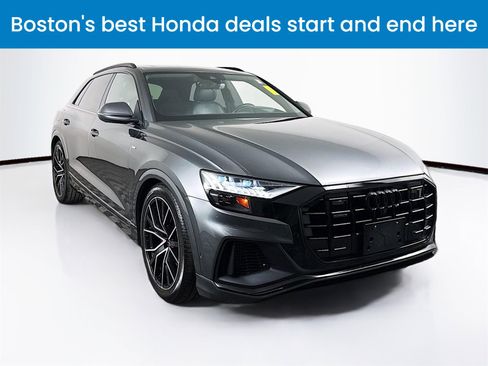Used 2021 Audi Q8 Prestige w/ Prestige Package image 1