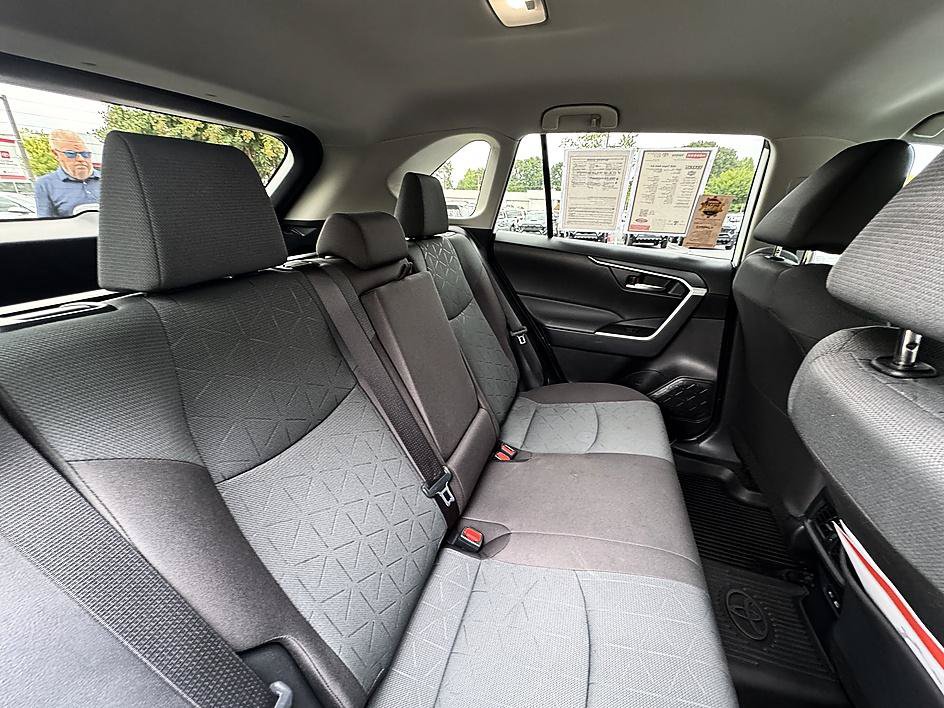 Certified 2025 Toyota RAV4 XLE AWD/4WD image 24