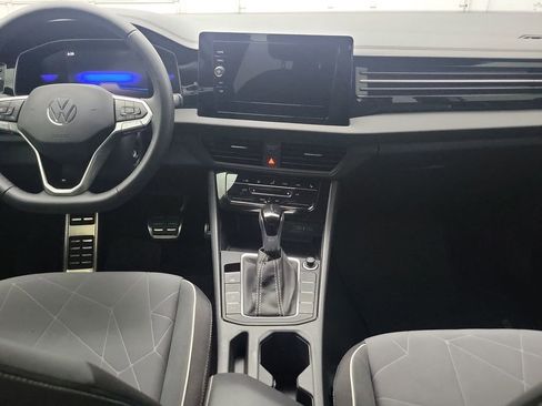 Used 2025 Volkswagen Jetta Sport image 19