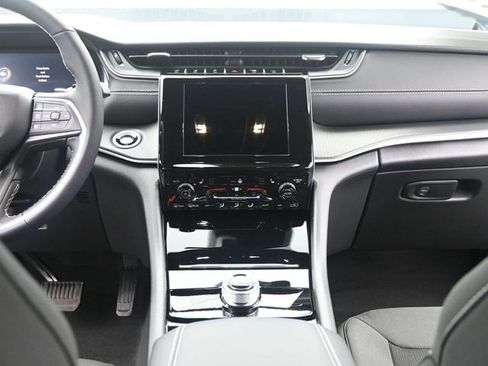 New 2026 Jeep Grand Cherokee L 4WD image 27