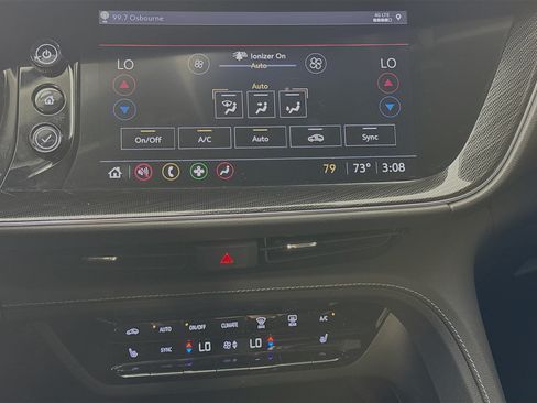 Used 2021 Buick Envision Essence w/ Sport Touring Package AWD/4WD image 15