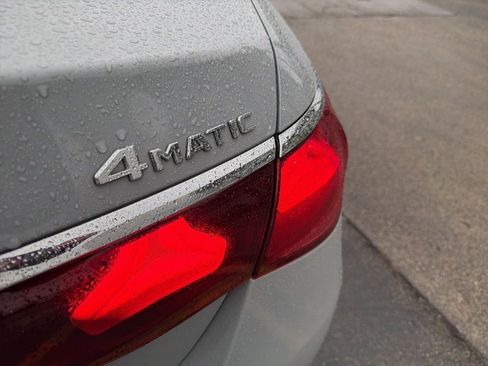 Used 2024 Mercedes-Benz E 350 4MATIC Sedan w/ MBUS Superscreen Package image 13