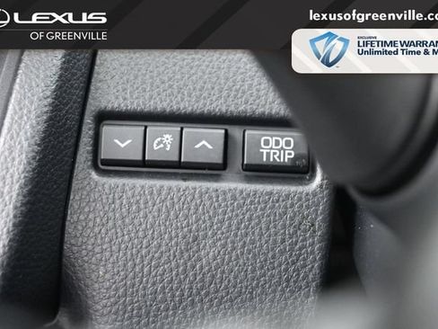 Used 2023 Toyota Prius LE FWD image 15