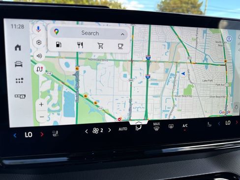 New 2026 Ford Expedition Active image 9