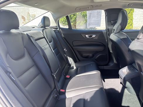 Used 2025 Volvo S60 B5 Core FWD image 26