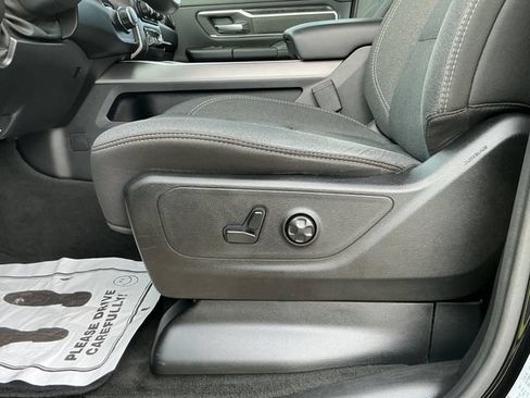 Used 2020 RAM 1500 Big Horn RWD image 14