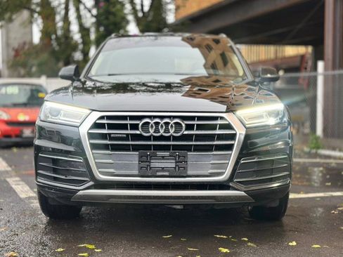 Used 2019 Audi Q5 2.0T Premium AWD/4WD image 2