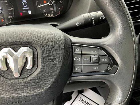 Used 2025 RAM ProMaster 2500 w/ Convenience Group FWD image 11
