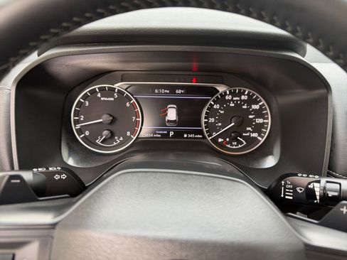 Used 2025 Nissan Rogue SV FWD image 42