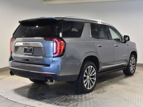 Used 2021 GMC Yukon Denali w/ Denali Premium Package image 3