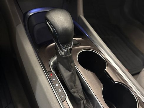 Used 2021 Chevrolet Malibu LT image 26