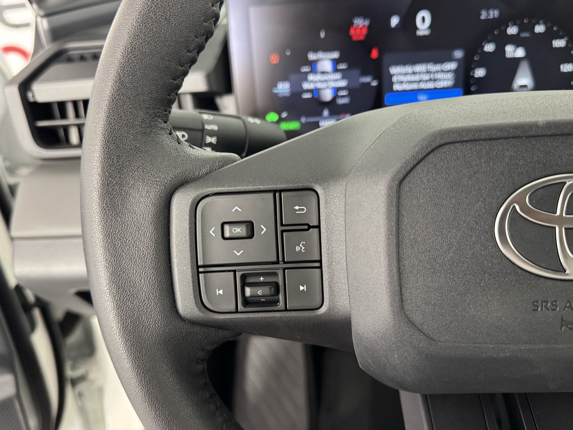 Used 2026 Toyota RAV4 XLE Premium AWD/4WD image 25