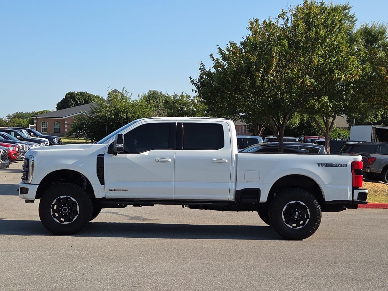 Certified 2026 Ford F250 Platinum w/ Tremor Off-Road Package AWD/4WD image 3