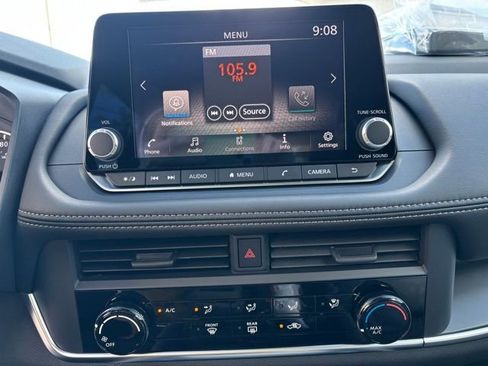 New 2026 Nissan Rogue S image 8