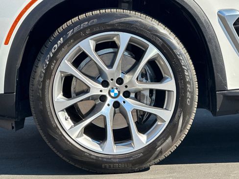 Used 2024 BMW X5 sDrive40i w/ Premium Package image 26