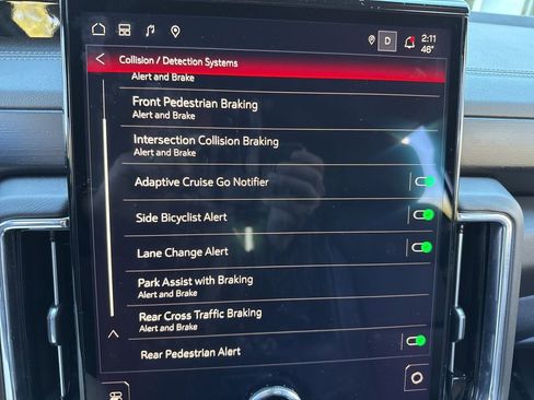 Used 2025 GMC Yukon Denali image 42