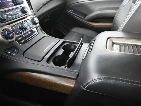 Used 2018 GMC Yukon Denali w/ Denali Ultimate Package AWD/4WD image 34