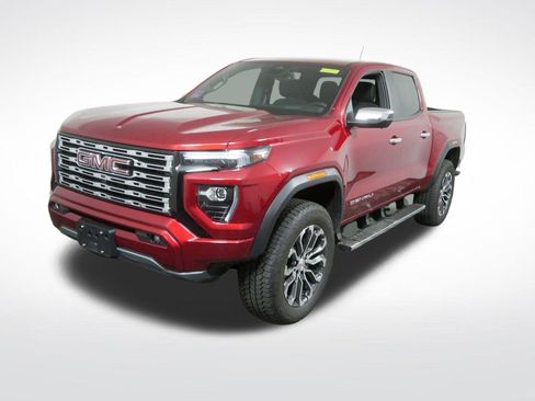 Used 2023 GMC Canyon Denali AWD/4WD image 7