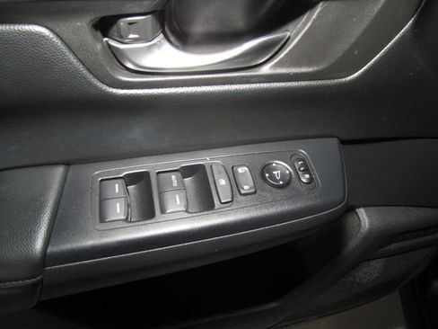 Certified 2024 Honda CR-V LX image 10