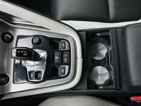 Used 2016 Jaguar F-TYPE Convertible image 71