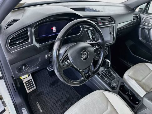 Used 2020 Volkswagen Tiguan SEL Premium R-Line AWD/4WD image 31
