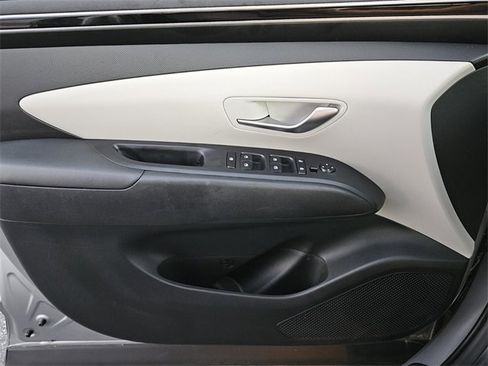 Used 2024 Hyundai Tucson SEL image 16