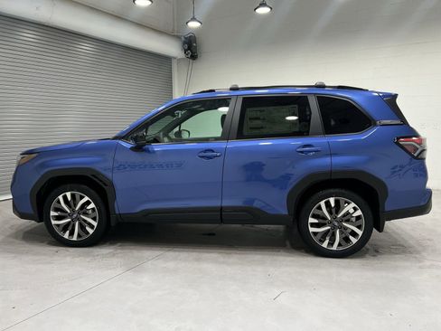 New 2026 Subaru Forester Touring AWD/4WD image 5