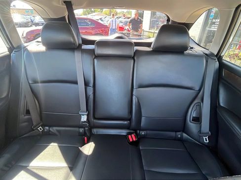 Used 2017 Subaru Outback 2.5i Limited image 19