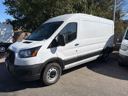 New 2026 Ford Transit 250 148 Medium Roof RWD image 5