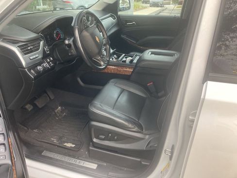 Used 2020 Chevrolet Tahoe Premier w/ RST 6.2L Performance Edition image 4