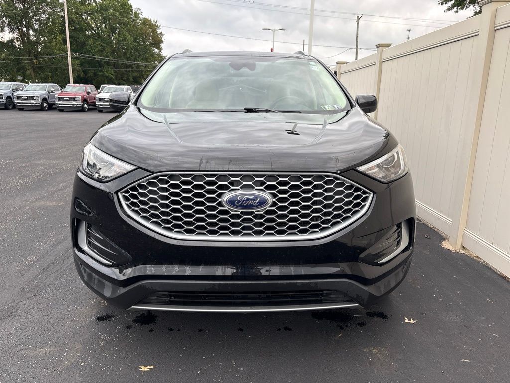 Used 2023 Ford Edge SEL AWD/4WD image 5