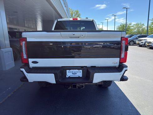 New 2026 Ford F350 Platinum w/ Tremor Off-Road Package AWD/4WD image 5