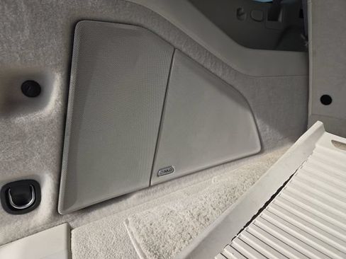 Used 2023 Cadillac Escalade ESV Sport Platinum w/ LPO, Floor Liner Package AWD/4WD image 33