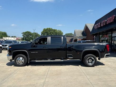 Used 2022 Chevrolet Silverado 3500 LT w/ Convenience Package AWD/4WD image 3