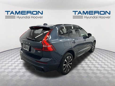 Used 2023 Volvo XC60 B5 Plus AWD/4WD image 5